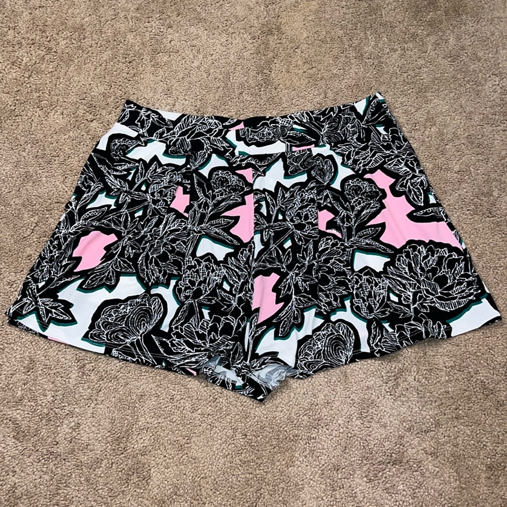 EXPRESS Floral Stretch Shorts